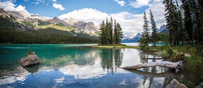 Maligne Lake's Spirit Island, Alberta | Parks Canada